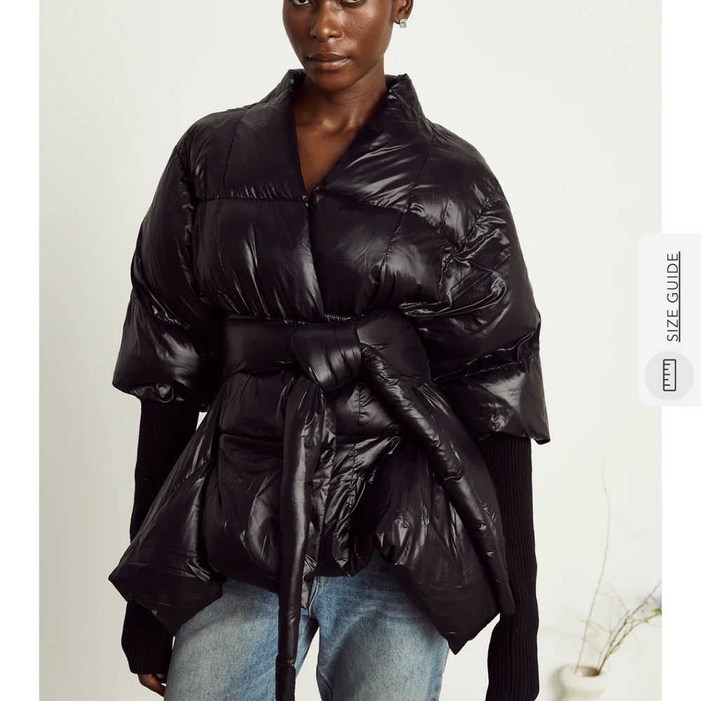 Black Puffer Belted Jacket - Picture 5 of 16